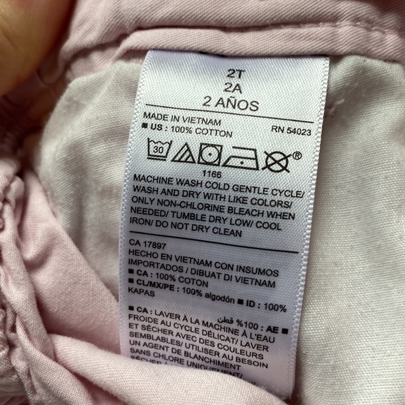 2t girls light pink chino shorts and gray pineapple tank top. - Picture 4 of 10